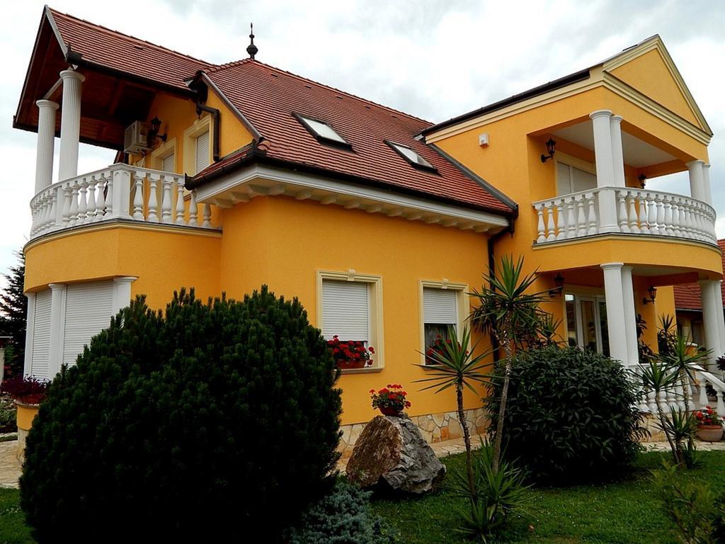 Georgina Apartman Harkany Luaran gambar